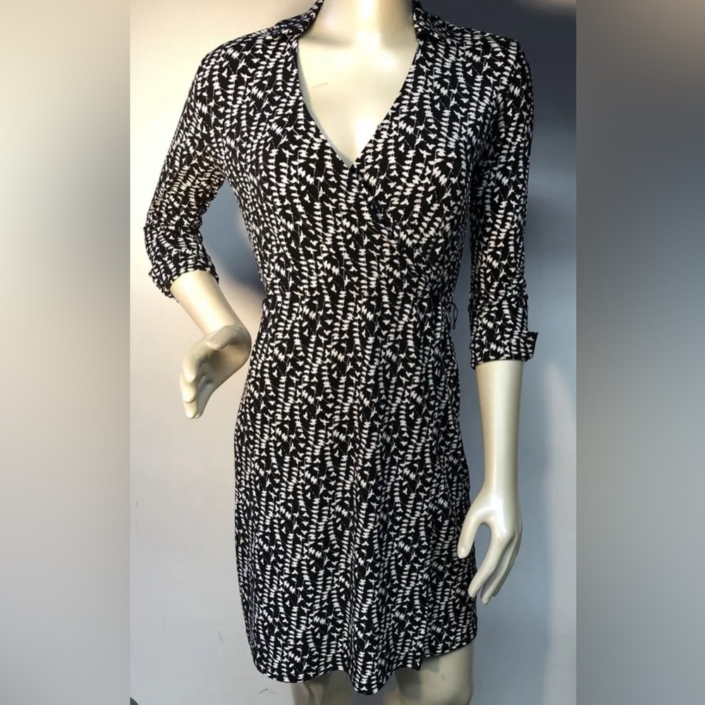 Brooks brothers wrap bird dress 3/4 sleeves